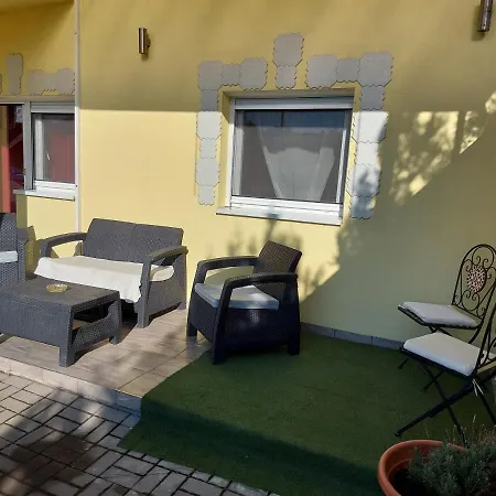 Corner Apartman 5 Siofok Exterior photo