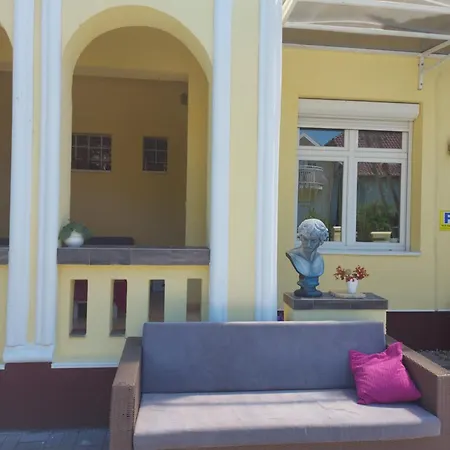 Corner Apartman 5 Siofok Exterior photo