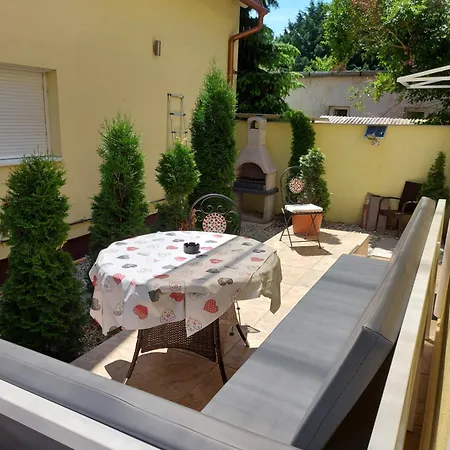 Corner Apartman 5 Siofok Exterior photo