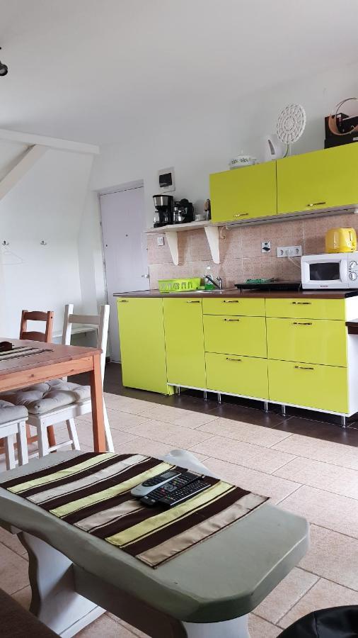 Appartement Corner 5 *