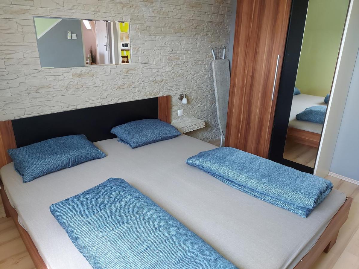 Corner 5 Apartman *