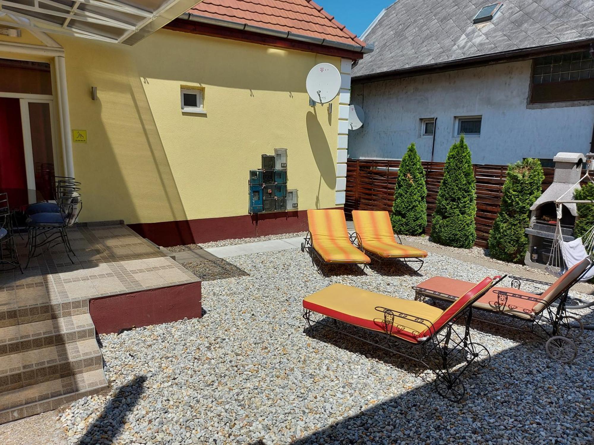 Corner 5 Apartman Siófok