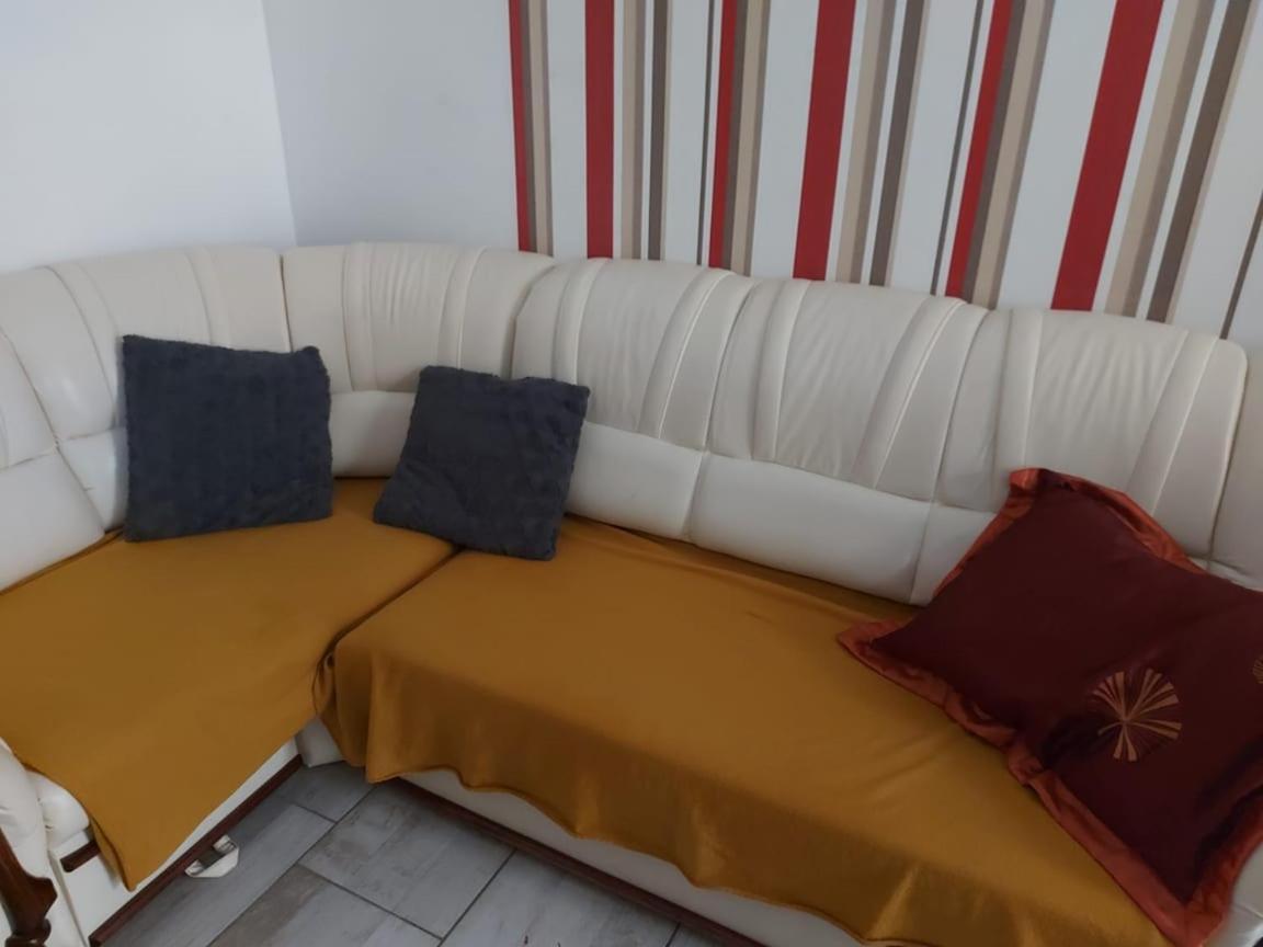 Appartement Corner 5 *